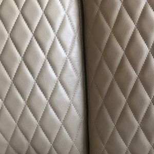 Meet your Posher, Budwi